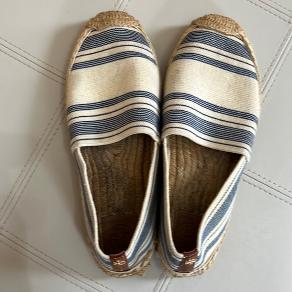 Tory Burch Shoes - Canvas TORY BURCH Elastic blue & beige striped Espadrilles sz 8.5